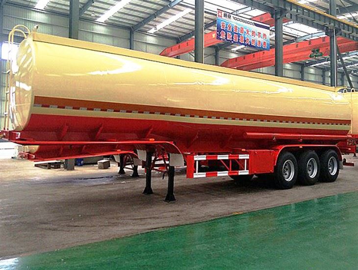 China, 60000 litri, producător de remorci pentru camioane cu rezervor de combustibil