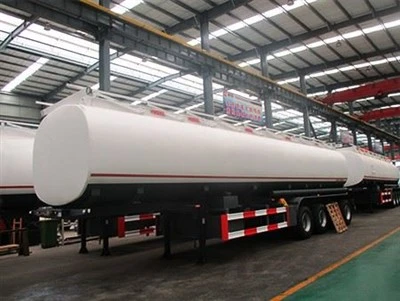 China Fabrica TONGYA 4 axe cisterne pe benzină